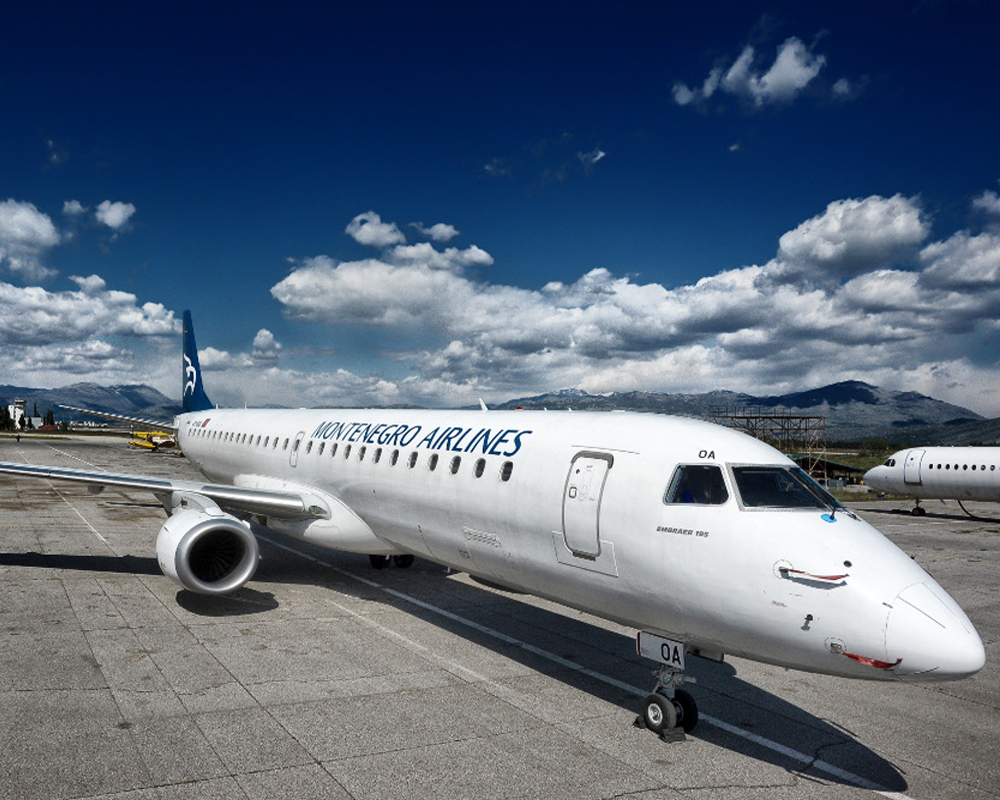 Montenegro Airlines Beograd-3